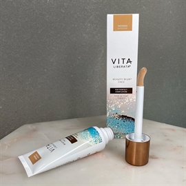 Vita Liberata - Beauty Blur Medium 30 ml. hos parfumerihamoghende.dk 